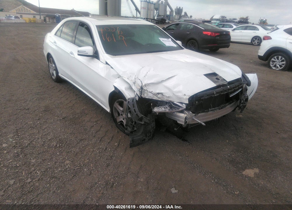 2014 MERCEDES-BENZ E 350 4MATIC/E 350 SPORT VIN: WDDHF8JB1EA933106