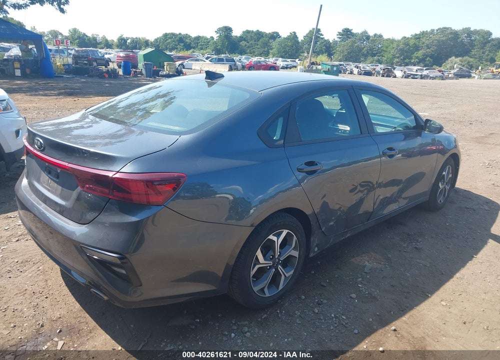 2021 KIA FORTE LXS VIN: 3KPF24AD4ME285392
