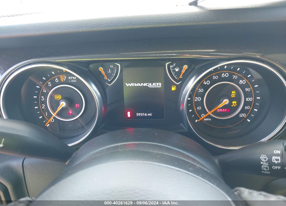 2019 JEEP WRANGLER UNLIMITED SPORT ALTITUDE 4X4 VIN: 1C4HJXDG7KW650427