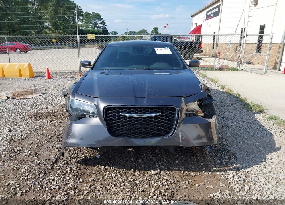2016 CHRYSLER 300 300S VIN: 2C3CCABG2GH207813