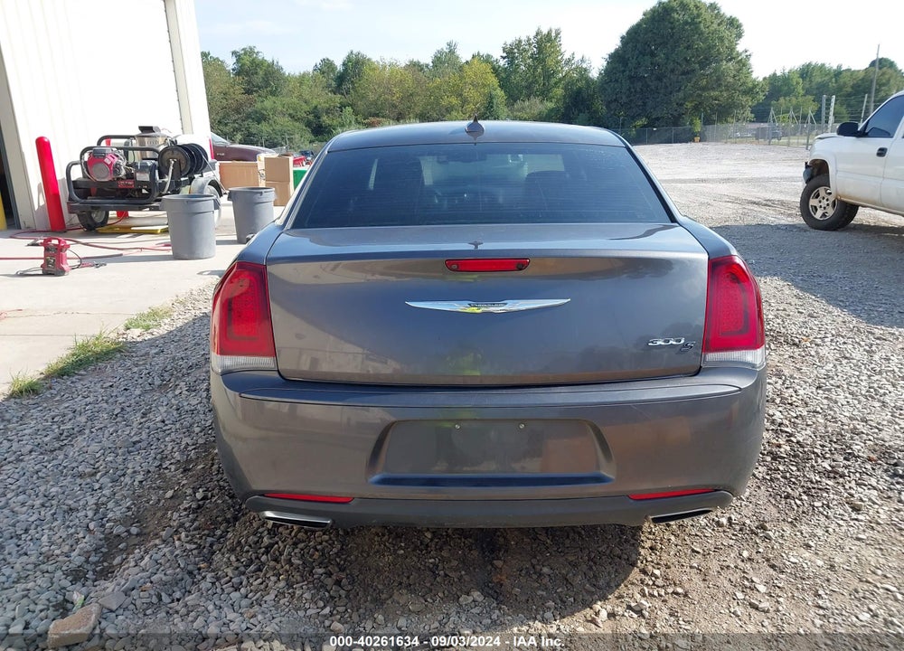 2016 CHRYSLER 300 300S VIN: 2C3CCABG2GH207813
