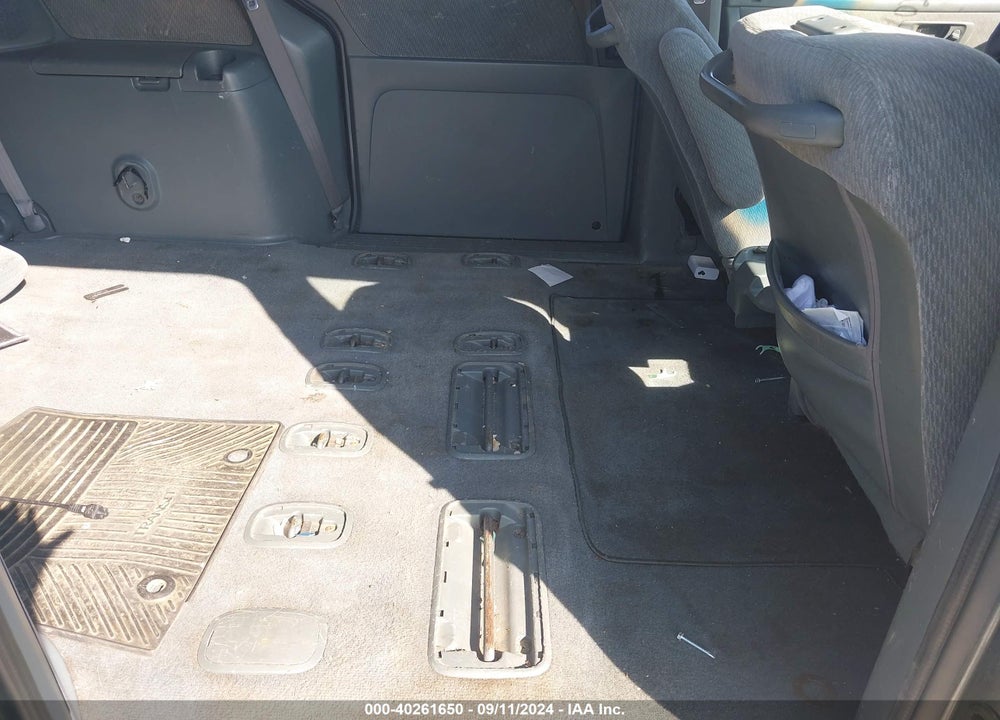 2002 HONDA ODYSSEY LX VIN: 5FNRL18532B027881