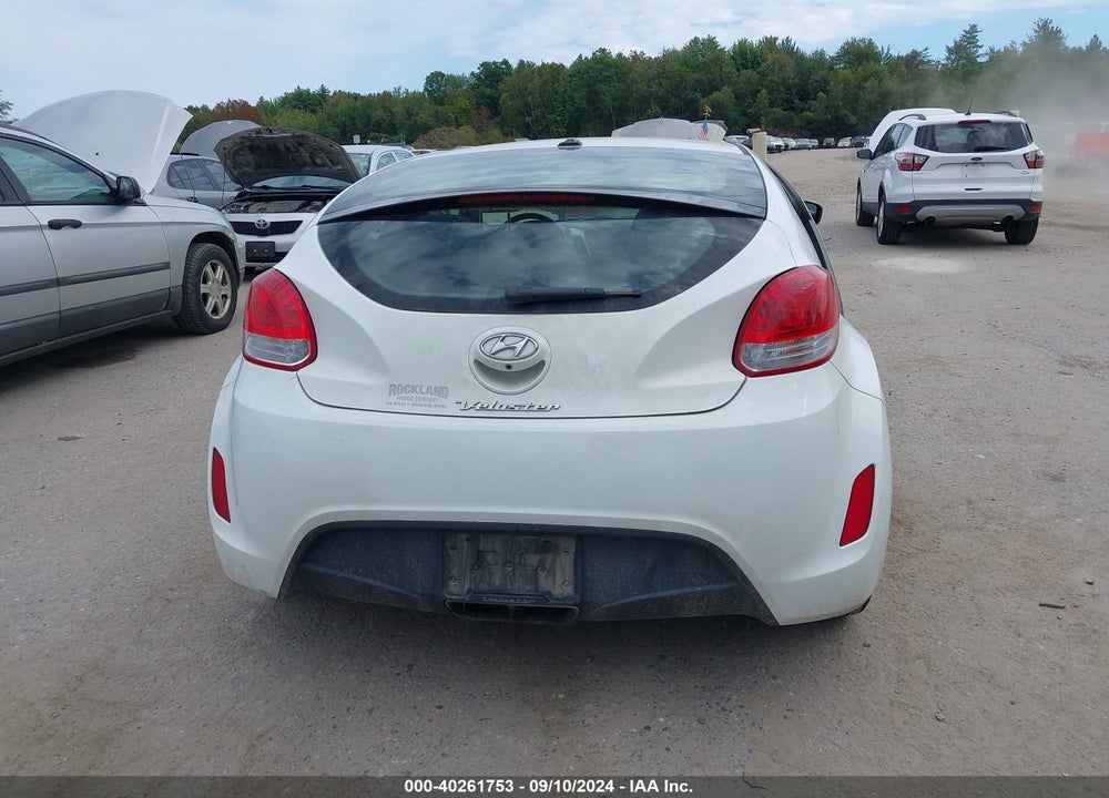 2017 HYUNDAI VELOSTER VIN: KMHTC6AD4HU310662