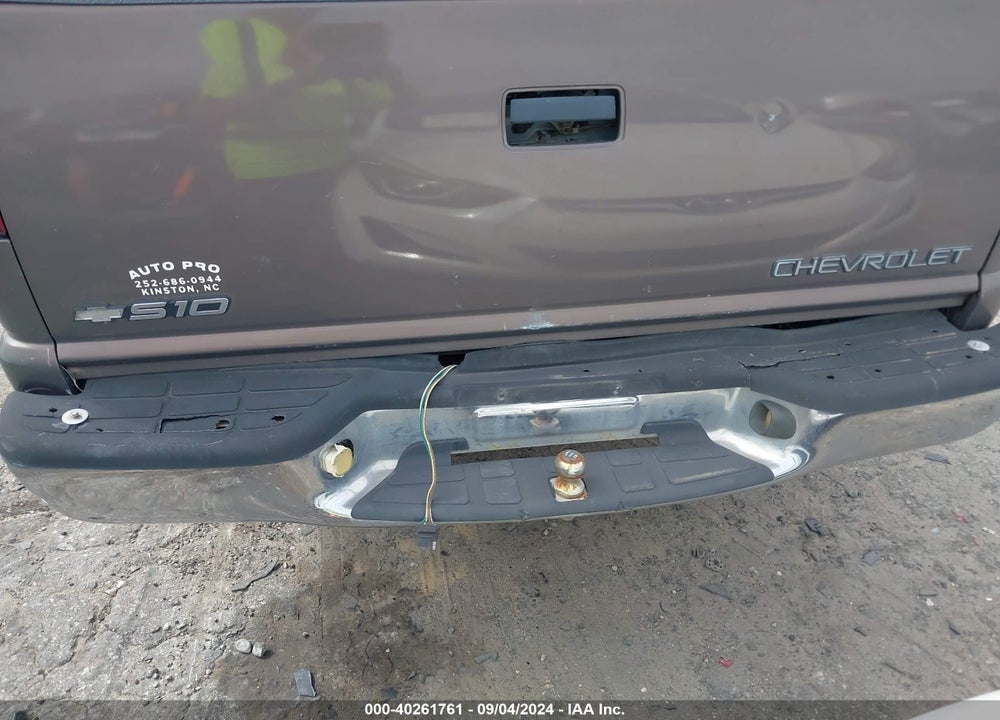 2000 CHEVROLET S-10 LS VIN: 1GCCS1945YK153072