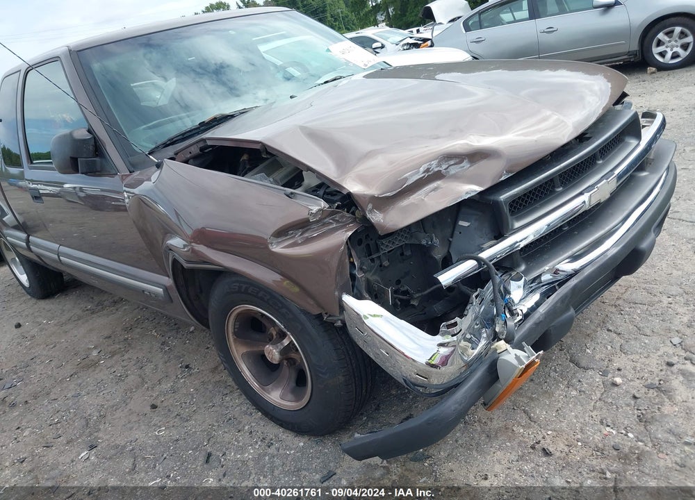 2000 CHEVROLET S-10 LS VIN: 1GCCS1945YK153072