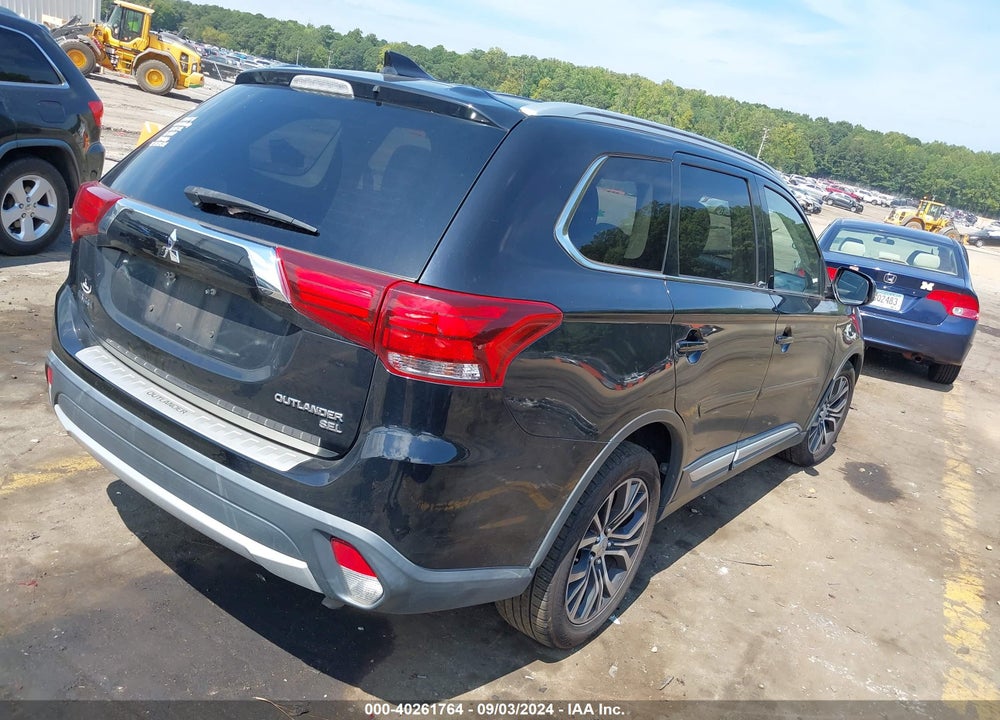 2017 MITSUBISHI OUTLANDER SE/SEL VIN: JA4AD3A39HZ001247