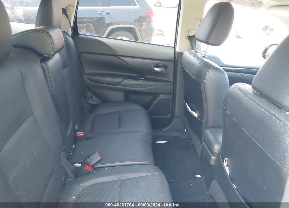 2017 MITSUBISHI OUTLANDER SE/SEL VIN: JA4AD3A39HZ001247