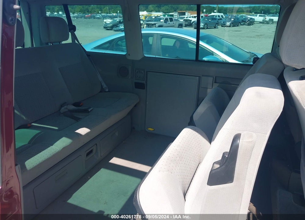 2002 VOLKSWAGEN EUROVAN VIN: WV2MB47022H093439