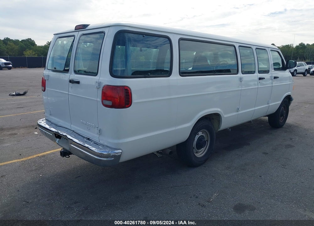 2002 DODGE RAM WAGON 3500 VIN: 2B5WB35Y92K123990