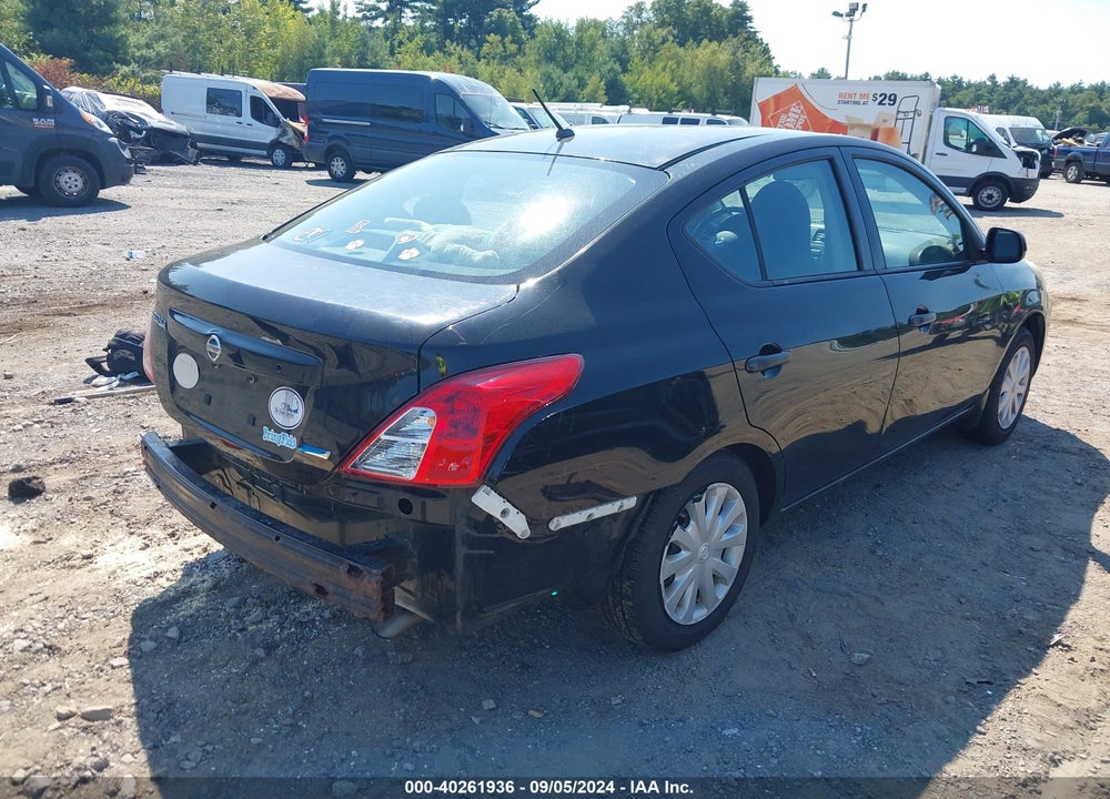 2013 NISSAN VERSA 1.6 S+ VIN: 3N1CN7AP7DL835270