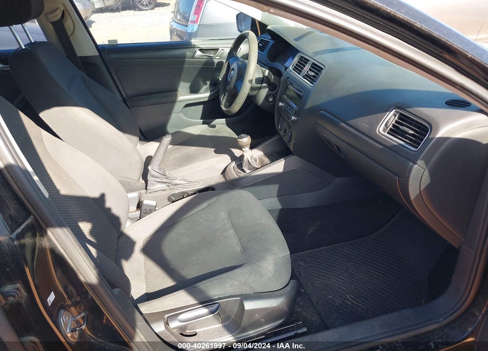 2012 VOLKSWAGEN JETTA 2.0L S VIN: 3VW1K7AJ0CM303079