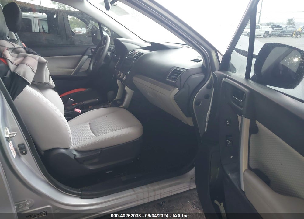 2017 SUBARU FORESTER 2.5I PREMIUM VIN: JF2SJAEC4HH489287