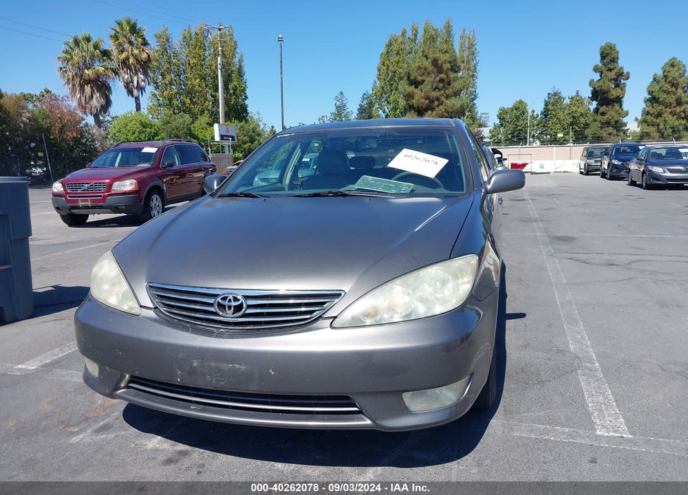 2005 TOYOTA CAMRY XLE V6 VIN: 4T1BF30K05U601978