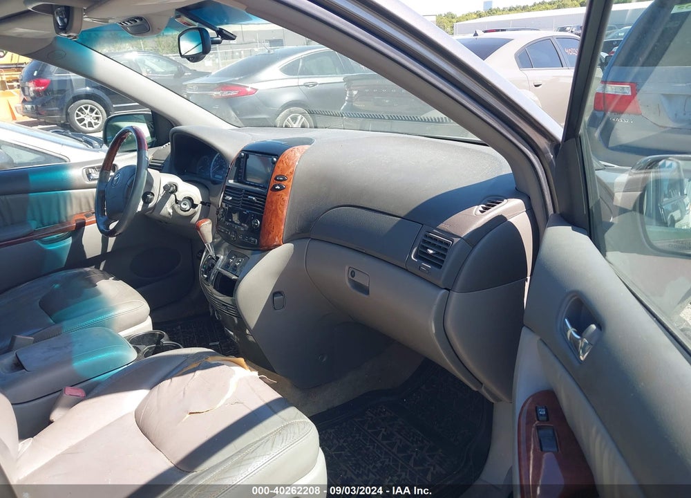 2005 TOYOTA SIENNA XLE LIMITED VIN: 5TDZA22C05S239768