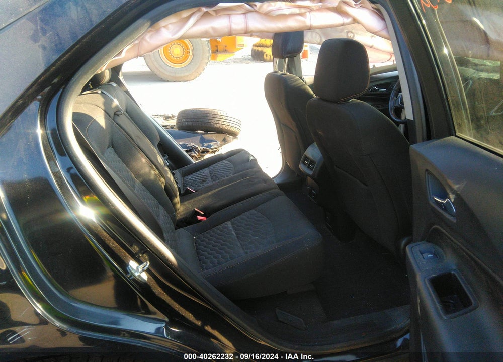 2018 CHEVROLET EQUINOX LT VIN: 2GNAXSEV4J6257520