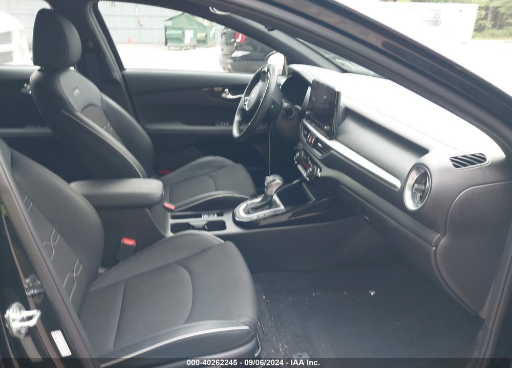 2023 KIA FORTE GT LINE VIN: 3KPF54ADXPE584252