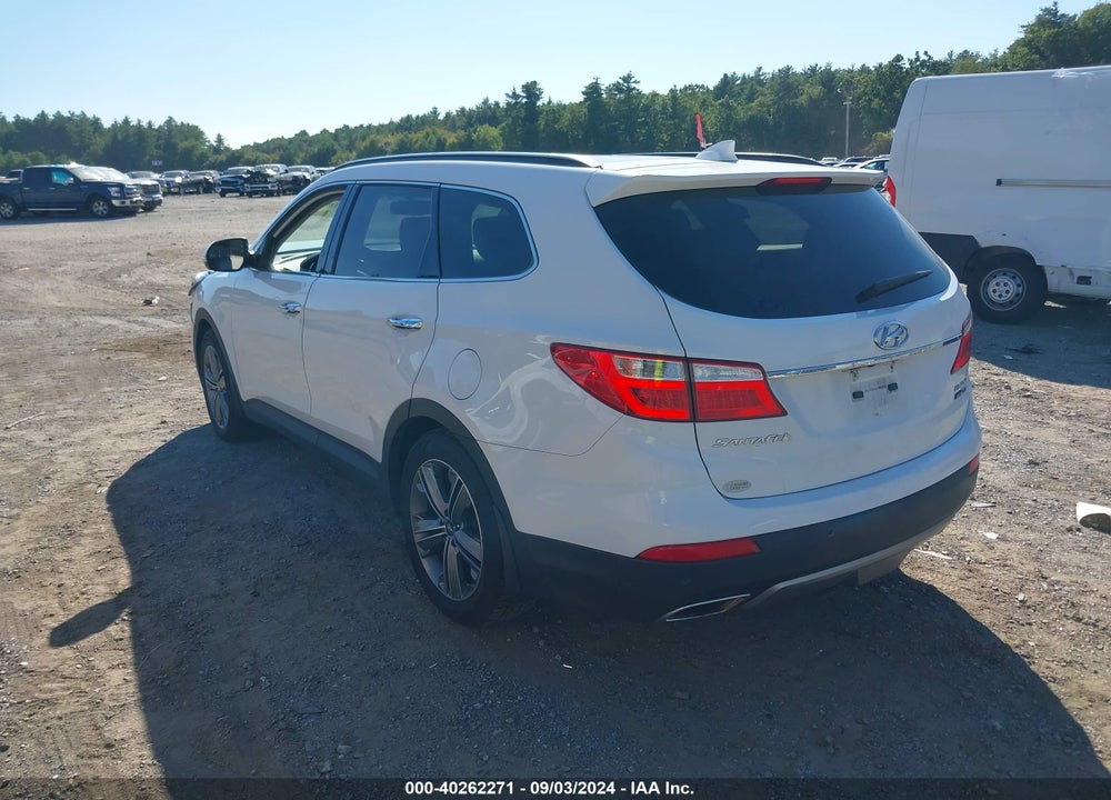 2015 HYUNDAI SANTA FE VIN: KM8SRDHF3FU104042