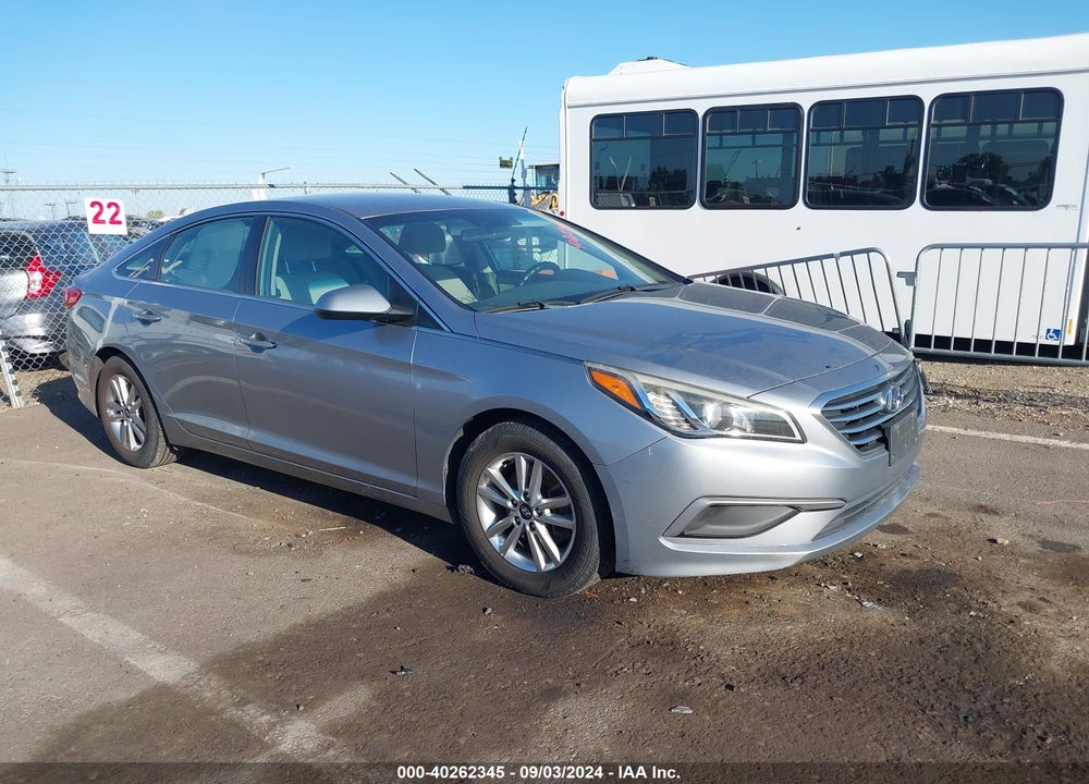 2017 HYUNDAI SONATA VIN: 5NPE24AF7HH484497