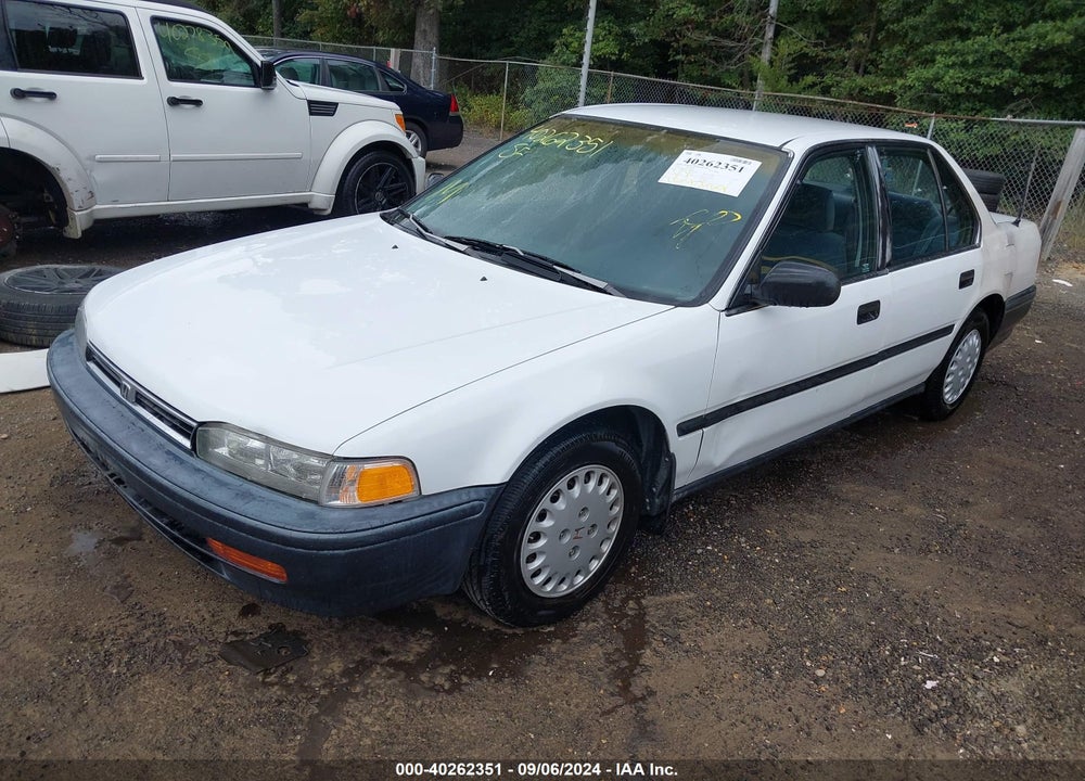 1993 HONDA ACCORD DX VIN: 1HGCB7643PA169400