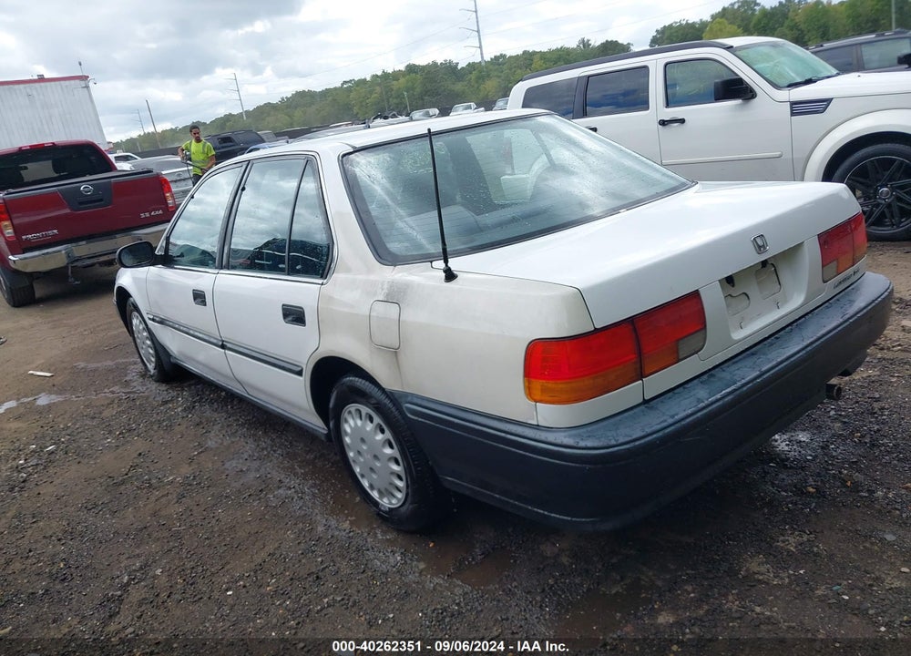 1993 HONDA ACCORD DX VIN: 1HGCB7643PA169400