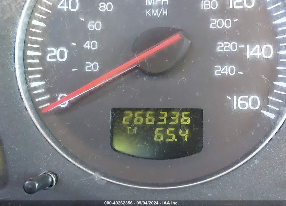 2006 VOLVO XC90 V8/ OCEAN RACE EDITION VIN: YV4CZ852561258008
