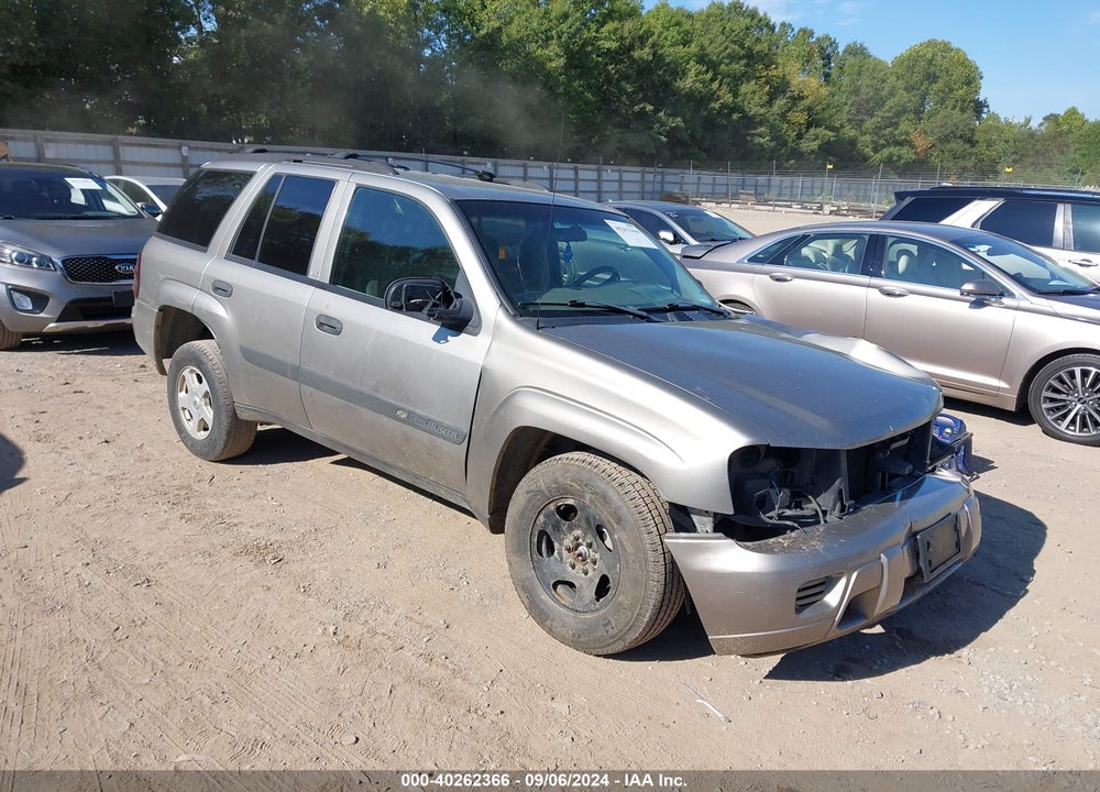 2003 CHEVROLET TRAILBLAZER LS VIN: 1GNDT13S332258394