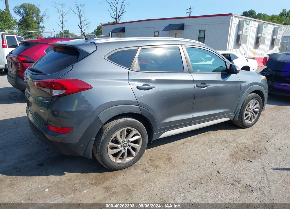 2017 HYUNDAI TUCSON SE VIN: KM8J3CA47HU409448