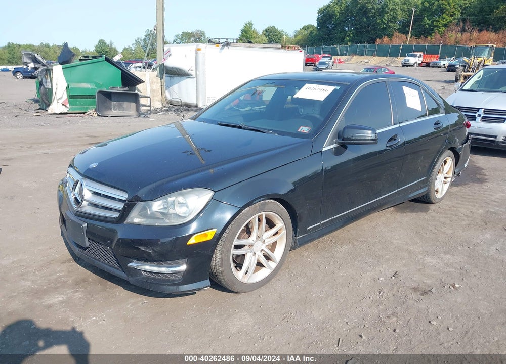 2012 MERCEDES-BENZ C 300 LUXURY 4MATIC/SPORT 4MATIC VIN: WDDGF8BB9CR230460