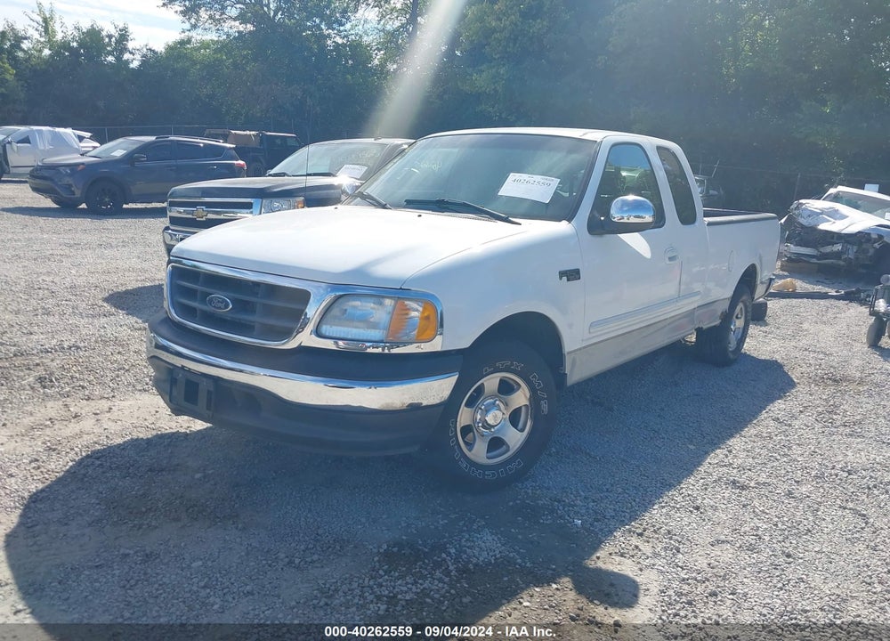 2001 FORD F-150 XL/XLT VIN: 1FTZX17261NB83845
