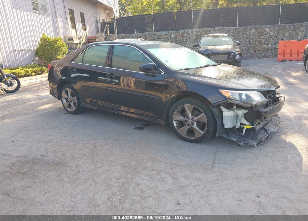 2014 TOYOTA CAMRY SE SPORT VIN: 4T1BF1FK2EU841660