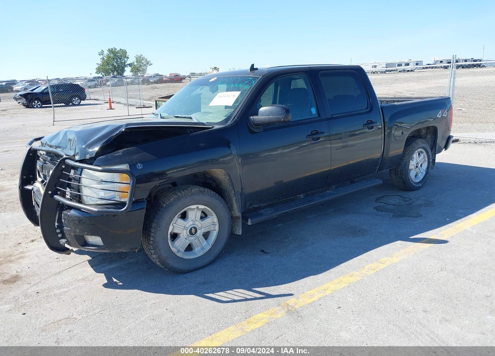 2011 CHEVROLET SILVERADO 1500 LT VIN: 3GCPKSE33BG294869