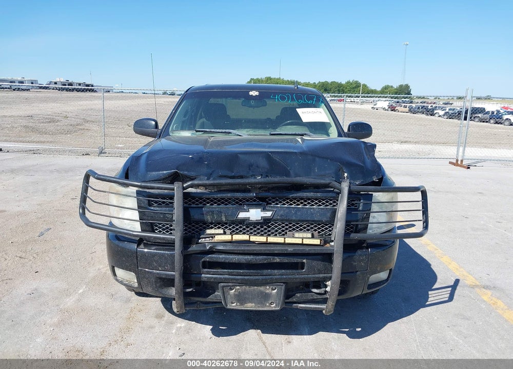 2011 CHEVROLET SILVERADO 1500 LT VIN: 3GCPKSE33BG294869
