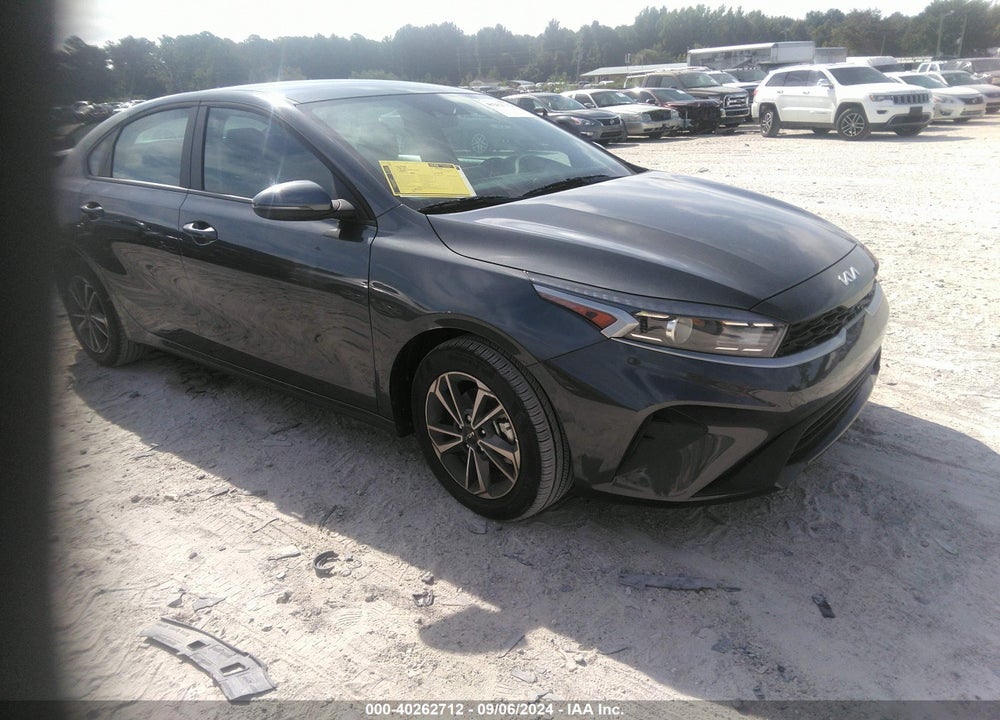 2024 KIA FORTE LXS VIN: 3KPF24AD1RE758883