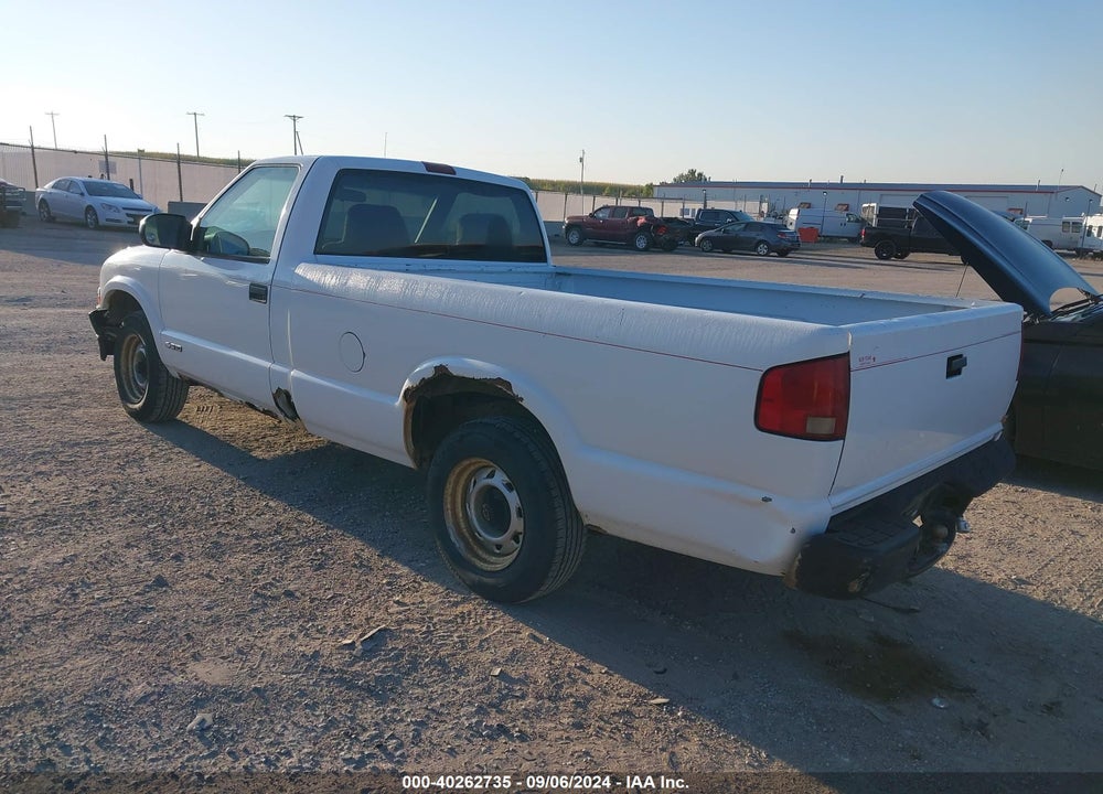 2000 CHEVROLET S-10 VIN: 1GCCS14W9YK277435