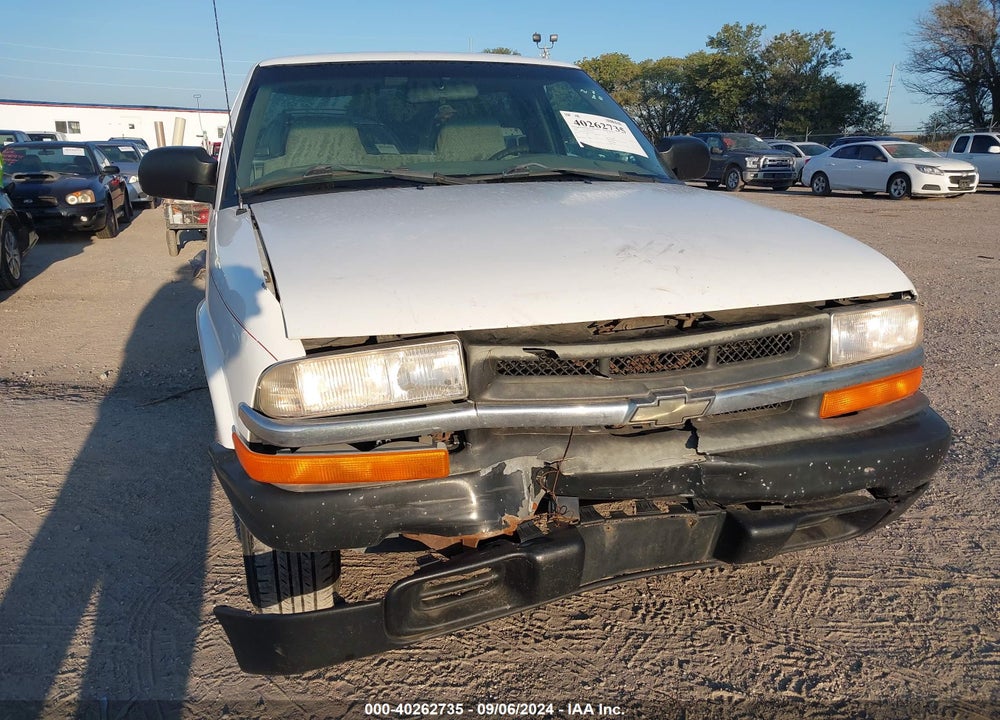 2000 CHEVROLET S-10 VIN: 1GCCS14W9YK277435