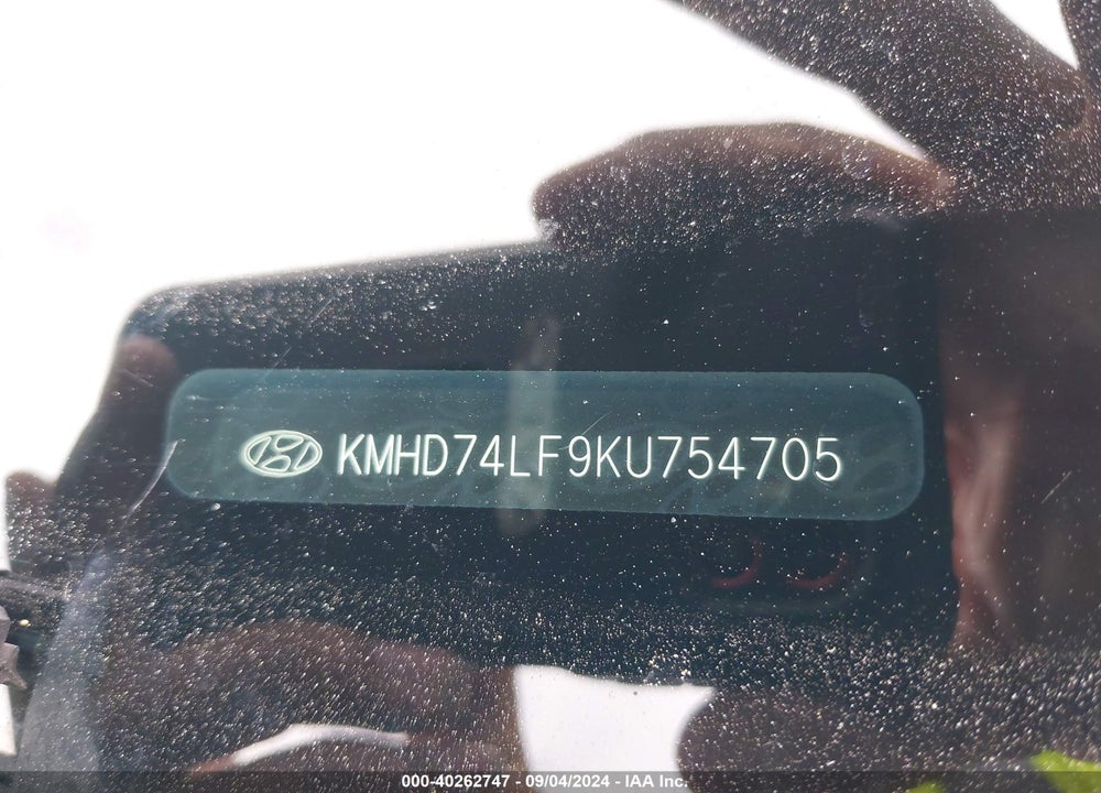 2019 HYUNDAI ELANTRA SE VIN: KMHD74LF9KU754705