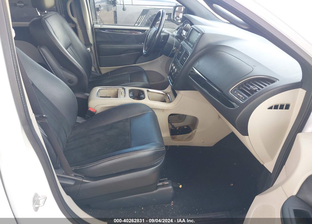 2016 DODGE GRAND CARAVAN SXT VIN: 2C4RDGCG5GR176927