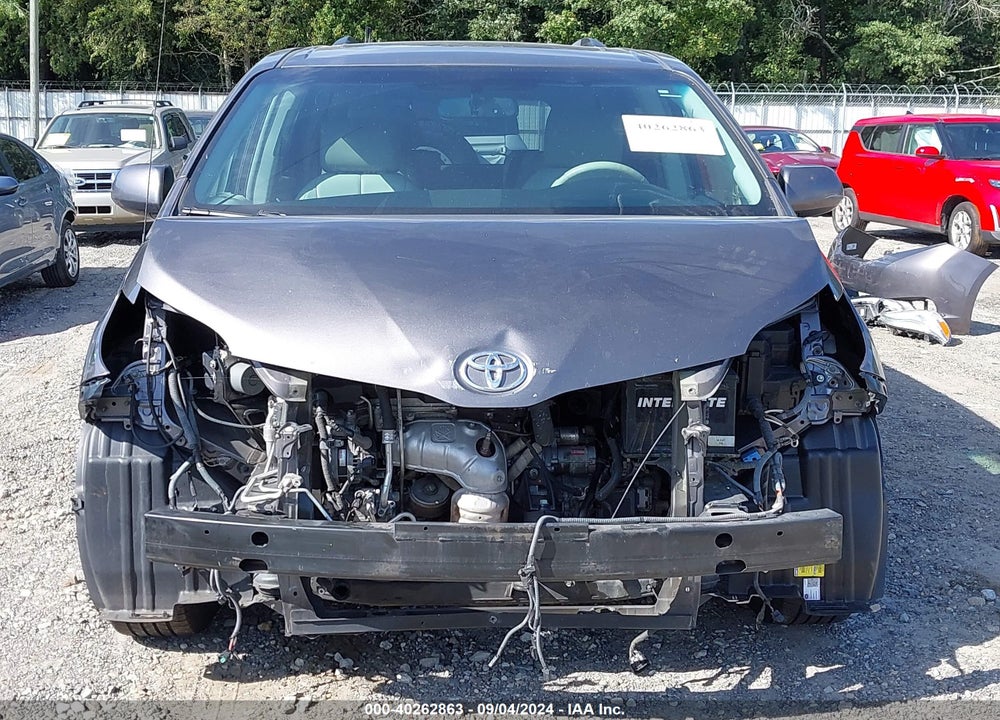 2011 TOYOTA SIENNA XLE V6 VIN: 5TDYK3DCXBS089269