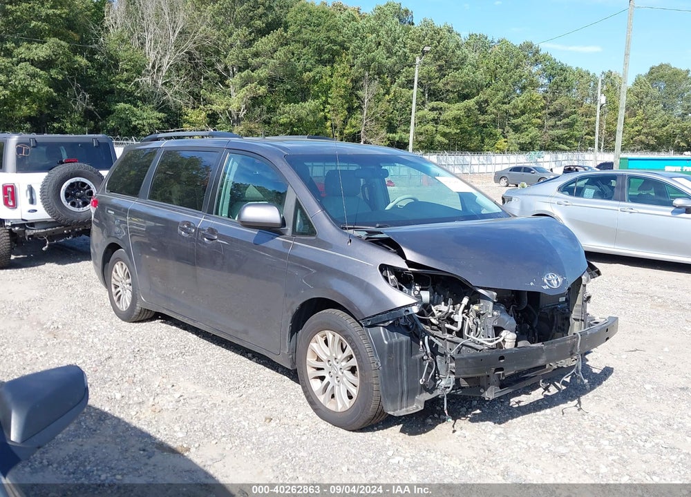 2011 TOYOTA SIENNA XLE V6 VIN: 5TDYK3DCXBS089269