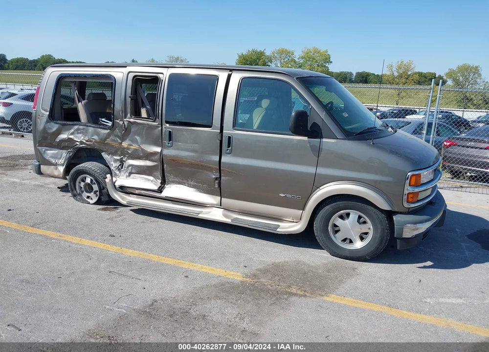 2001 CHEVROLET EXPRESS UPFITTER VIN: 1GBFG15RX11116437