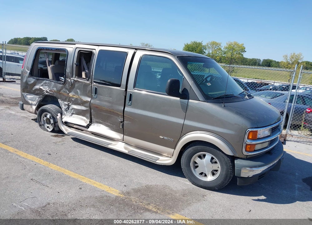 2001 CHEVROLET EXPRESS UPFITTER VIN: 1GBFG15RX11116437