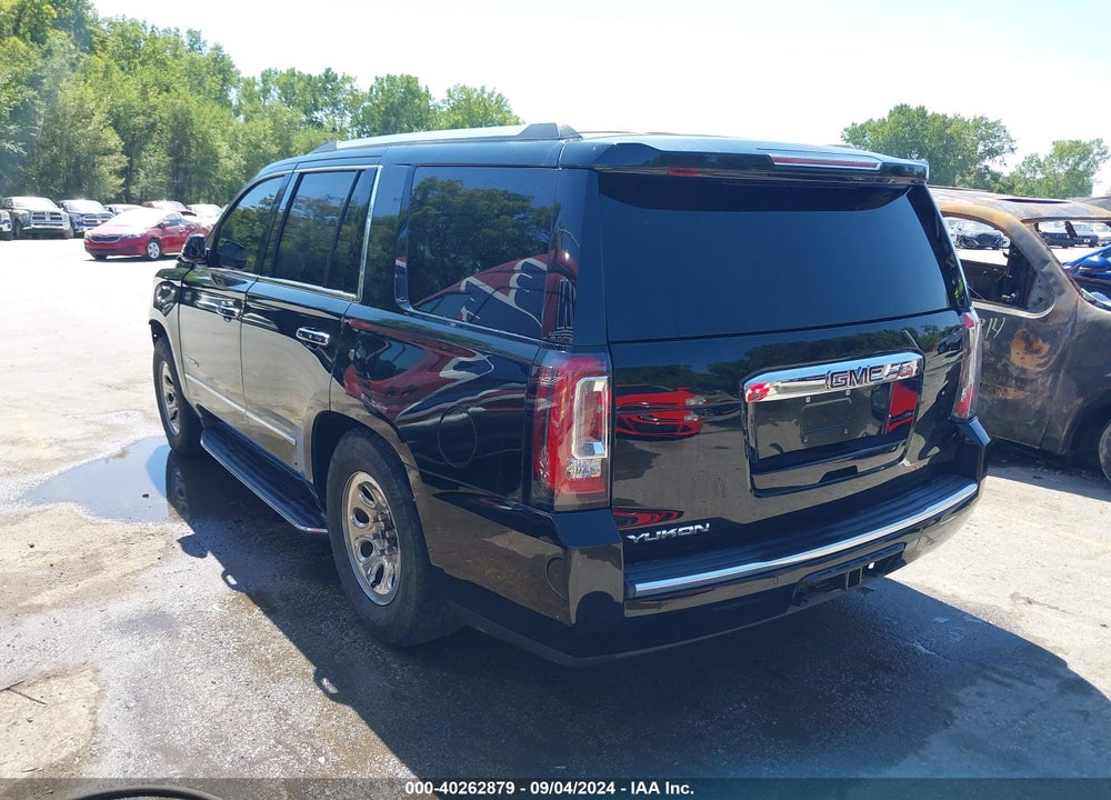 2018 GMC YUKON DENALI VIN: 1GKS2CKJ4JR272613