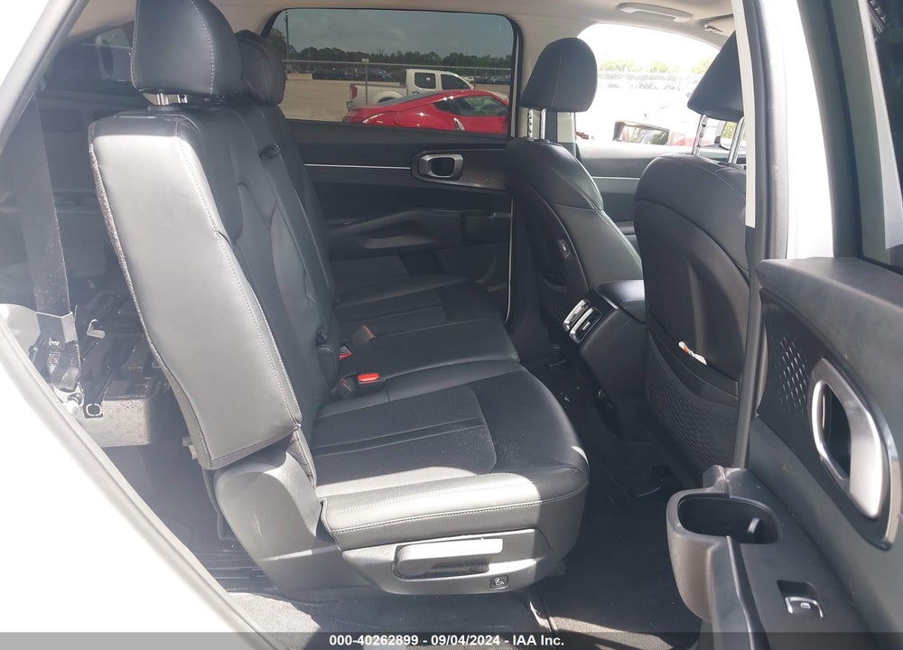 2021 KIA SORENTO S VIN: 5XYRLDLC8MG030049