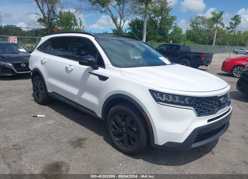 2021 KIA SORENTO S VIN: 5XYRLDLC8MG030049