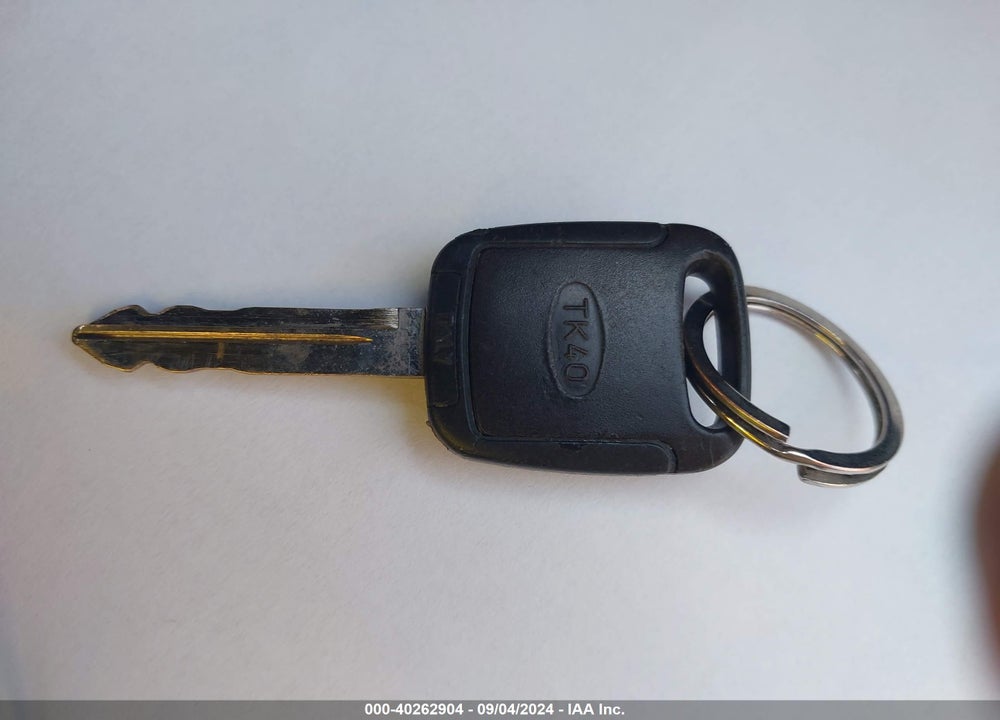 2008 MAZDA TRIBUTE I SPORT VIN: 4F2CZ02Z18KM31655