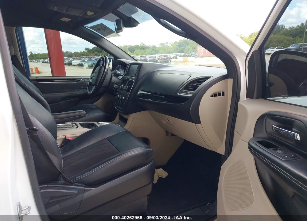 2020 DODGE GRAND CARAVAN SXT VIN: 2C4RDGCG7LR180178
