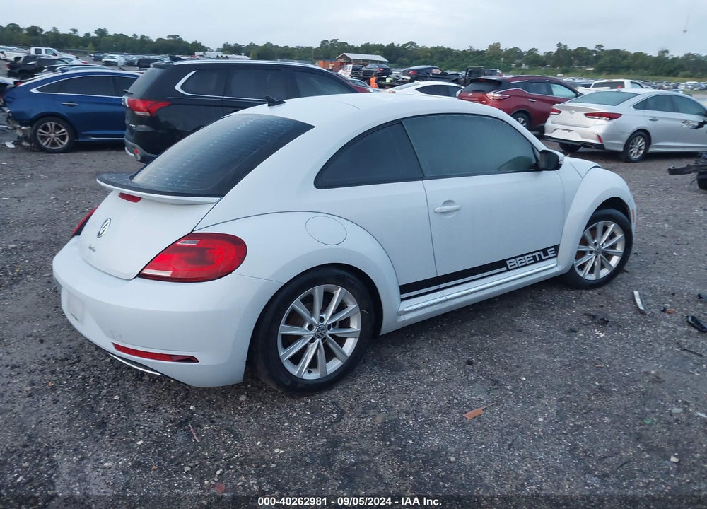 2017 VOLKSWAGEN BEETLE 1.8T SE/1.8T SEL VIN: 3VWJ17AT2HM613665