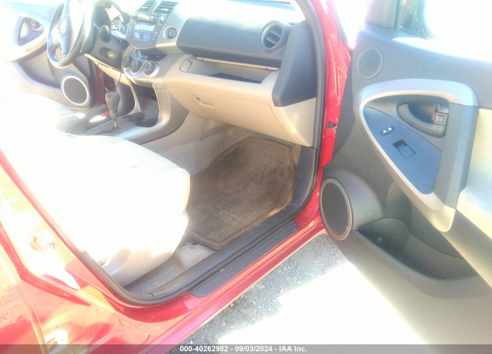2008 TOYOTA RAV4 VIN: JTMBD33V686066163