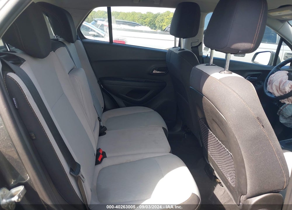 2019 CHEVROLET TRAX LS VIN: 3GNCJKSB2KL168112