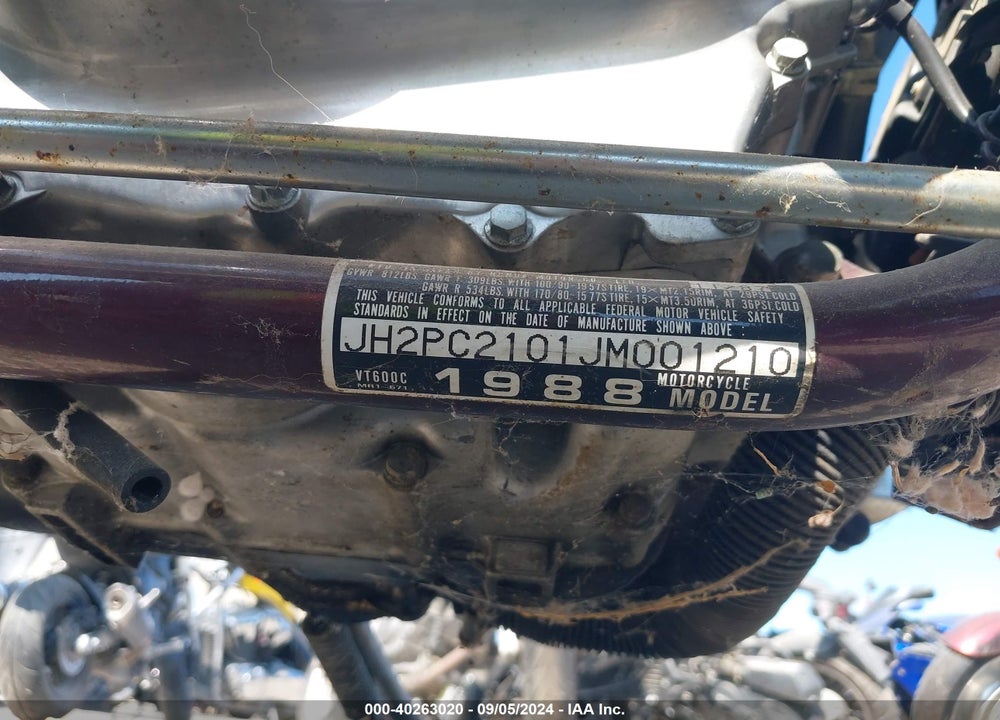 1988 HONDA VT600 C VIN: JH2PC2101JM001210